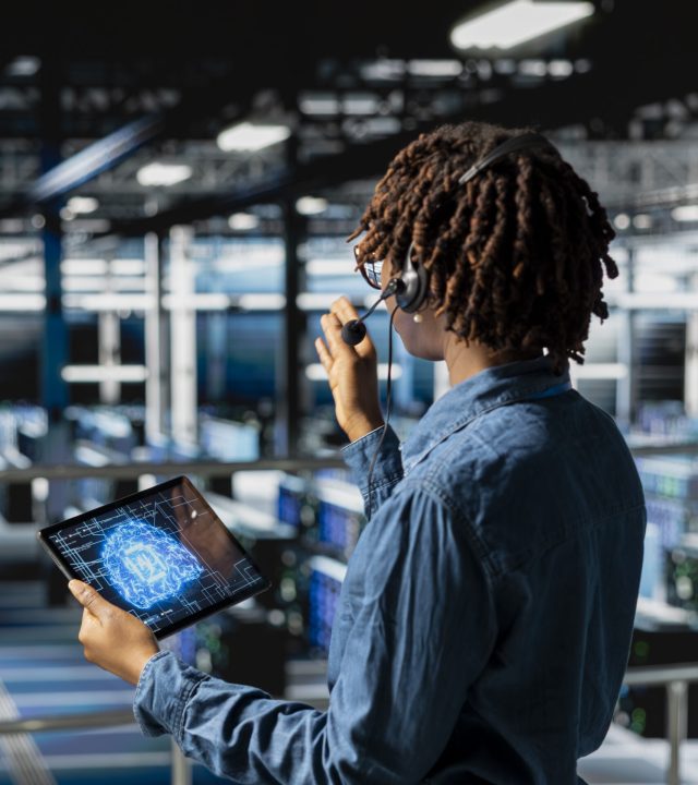 server hub it specialist monitoring systems and doing tech support